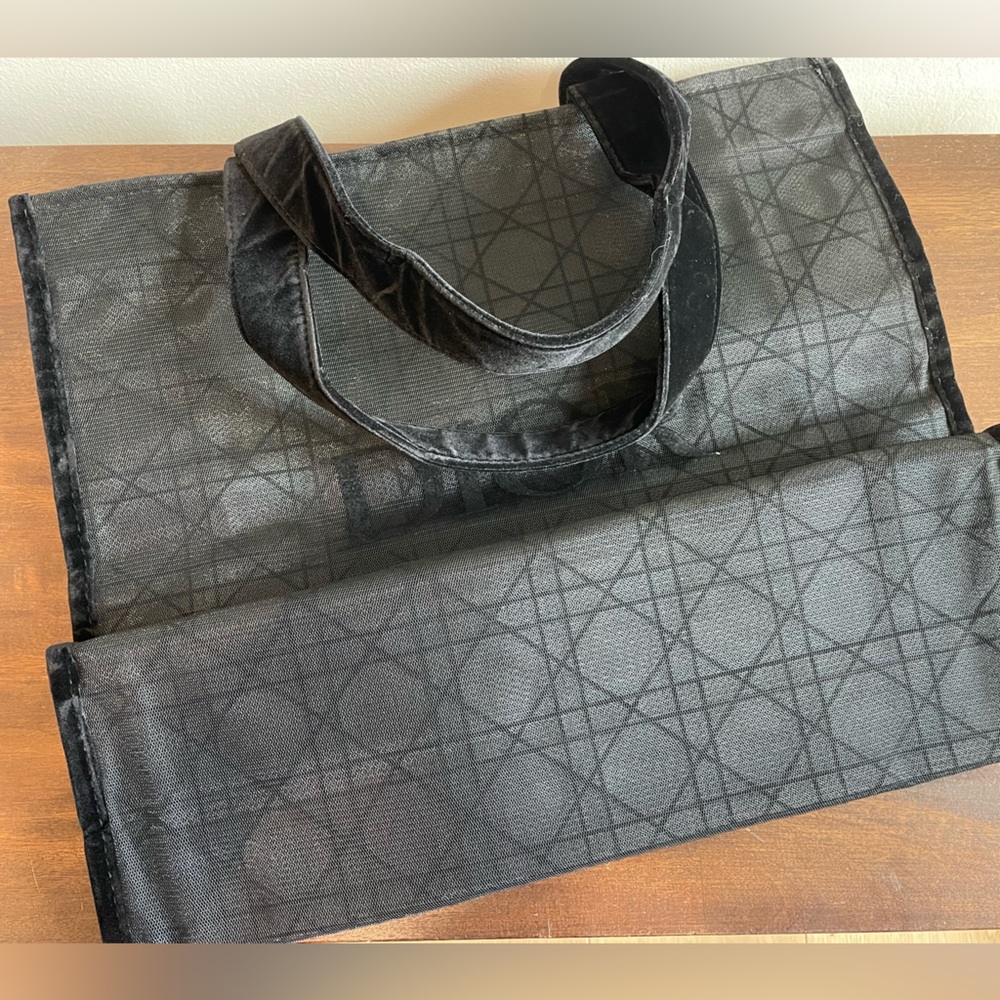 !!NEW!!  Dior Beauty Black Mesh Tote - So Giftable!! - Picture 5 of 5
